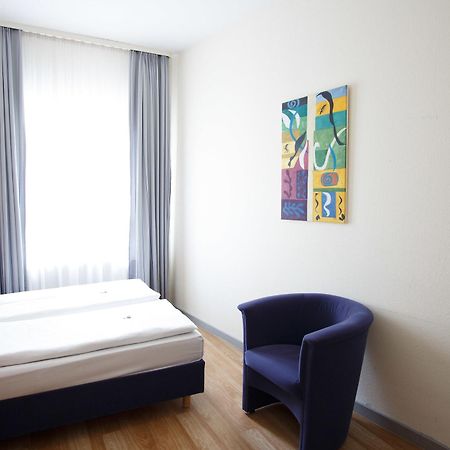 Senator Hotel Frankfurt am Main ภายนอก รูปภาพ
