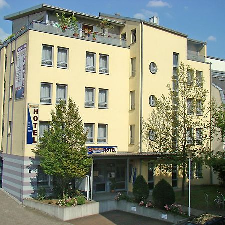 Senator Hotel Frankfurt am Main ภายนอก รูปภาพ