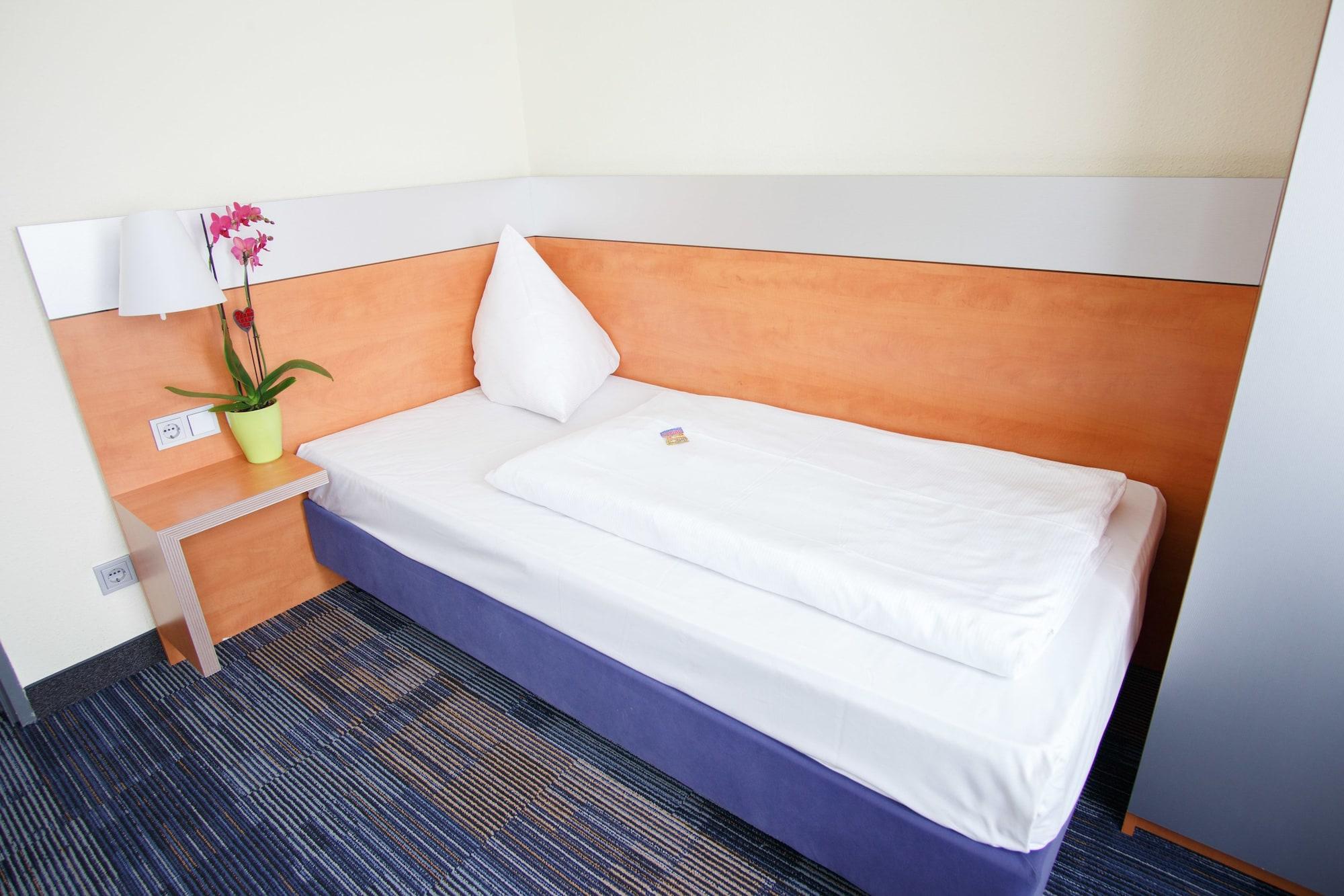 Senator Hotel Frankfurt am Main ภายนอก รูปภาพ
