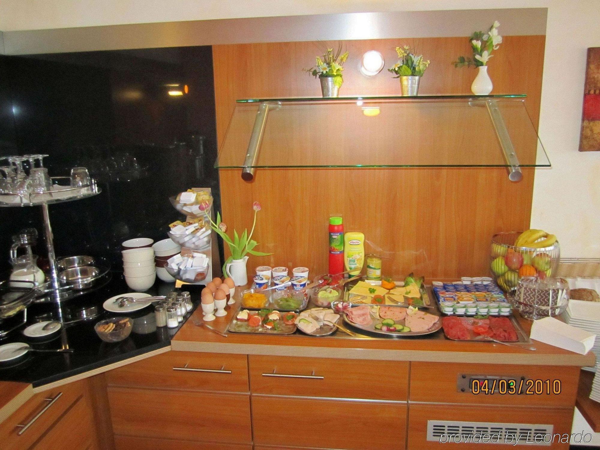 Senator Hotel Frankfurt am Main ร้านอาหาร รูปภาพ