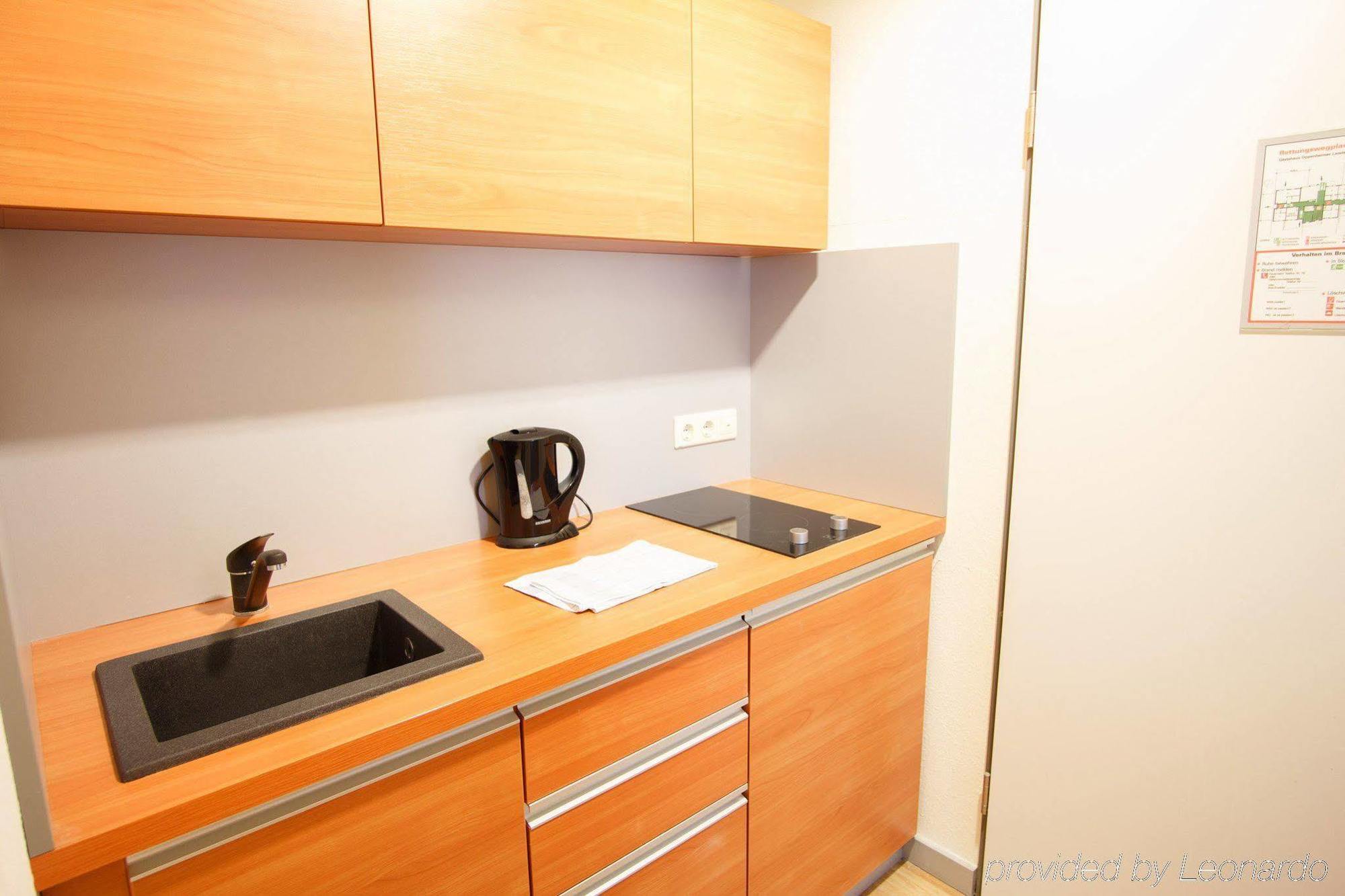 Senator Hotel Frankfurt am Main ภายนอก รูปภาพ